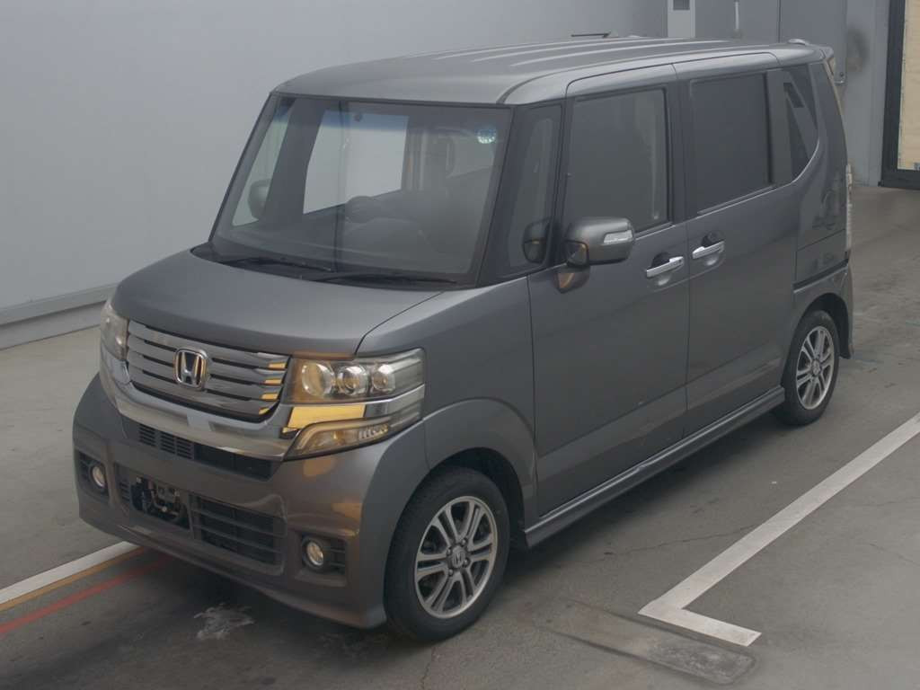 2013 Honda N-Box+ Custom JF1[0]