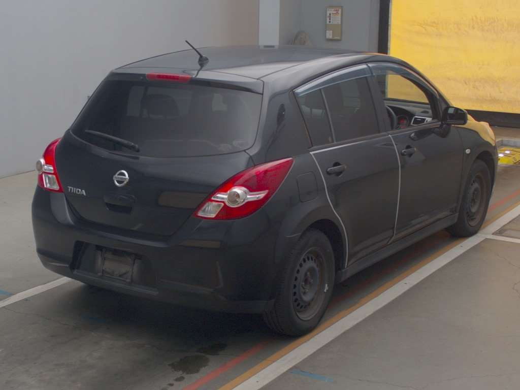 2010 Nissan Tiida C11[1]