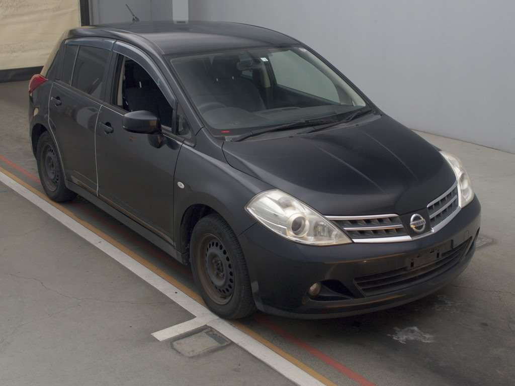 2010 Nissan Tiida C11[2]