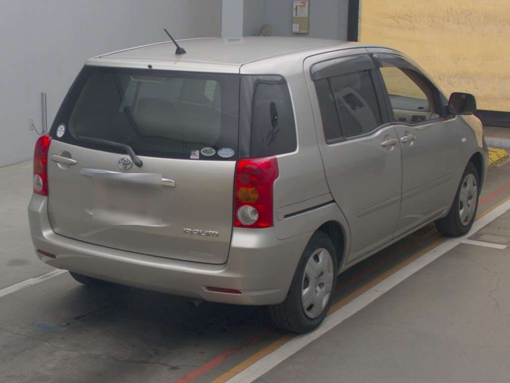 2006 Toyota Raum NCZ20[1]