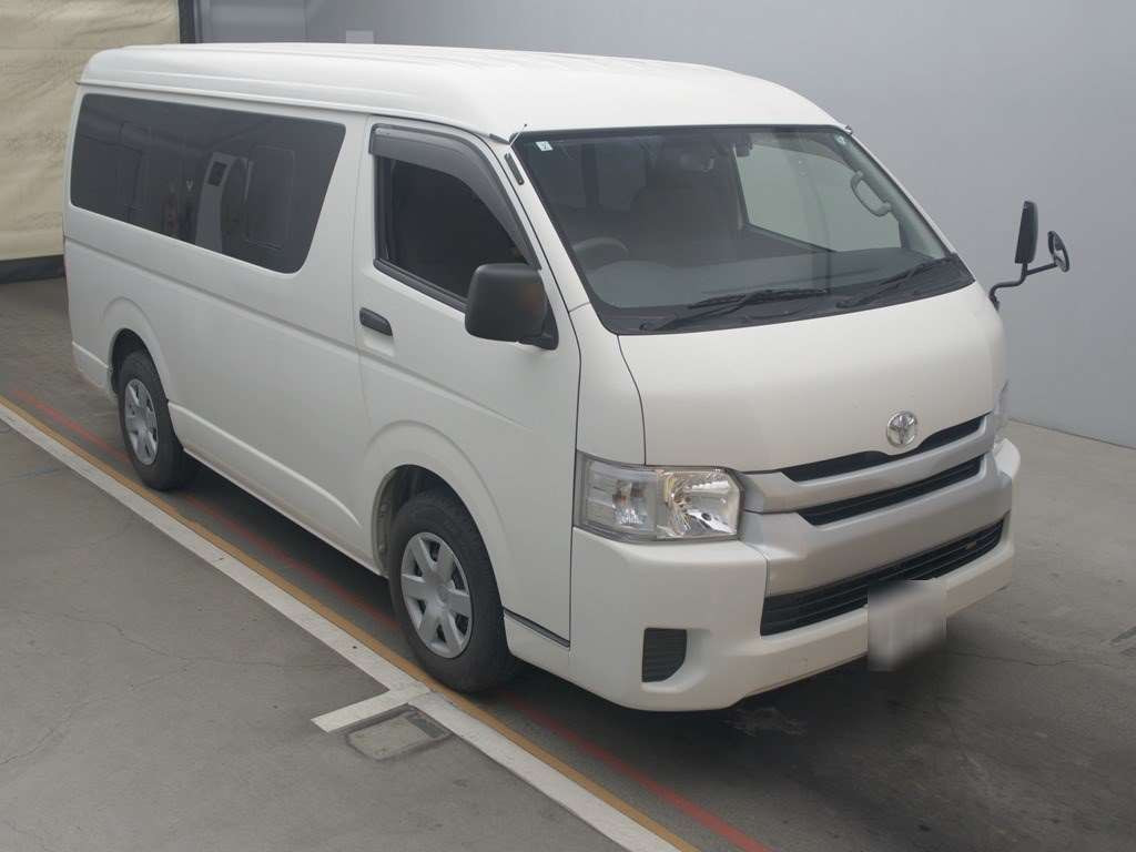 2014 Toyota Hiace Wagon TRH214W[2]