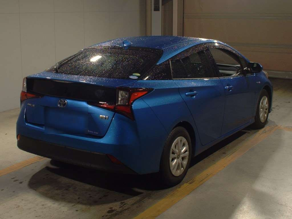 2019 Toyota Prius ZVW51[1]