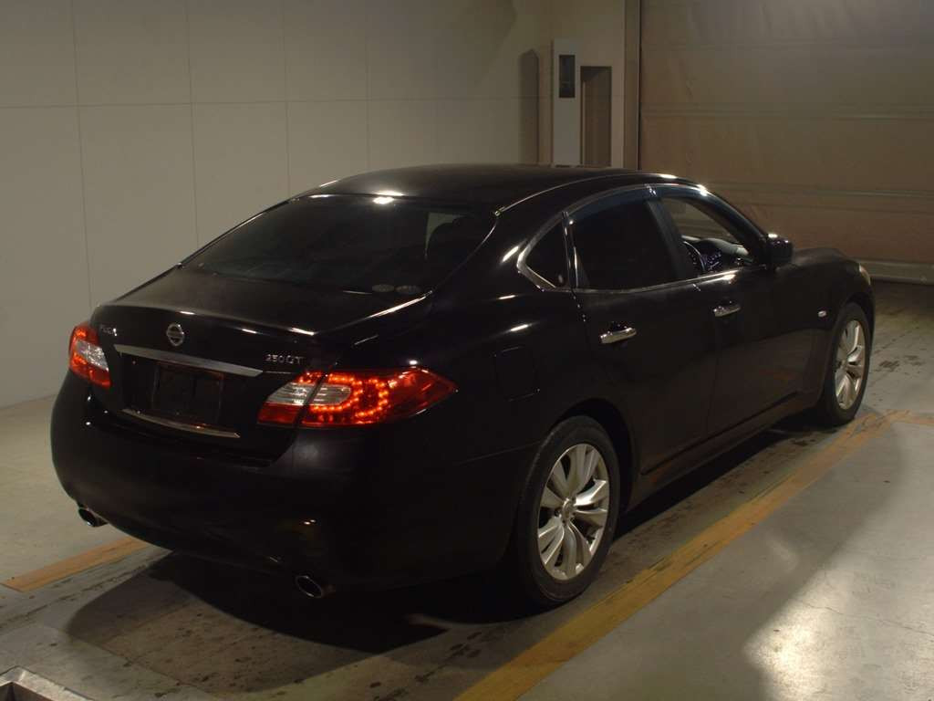 2010 Nissan Fuga Y51[1]