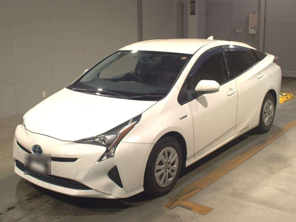 2018 Toyota Prius ZVW50[0]