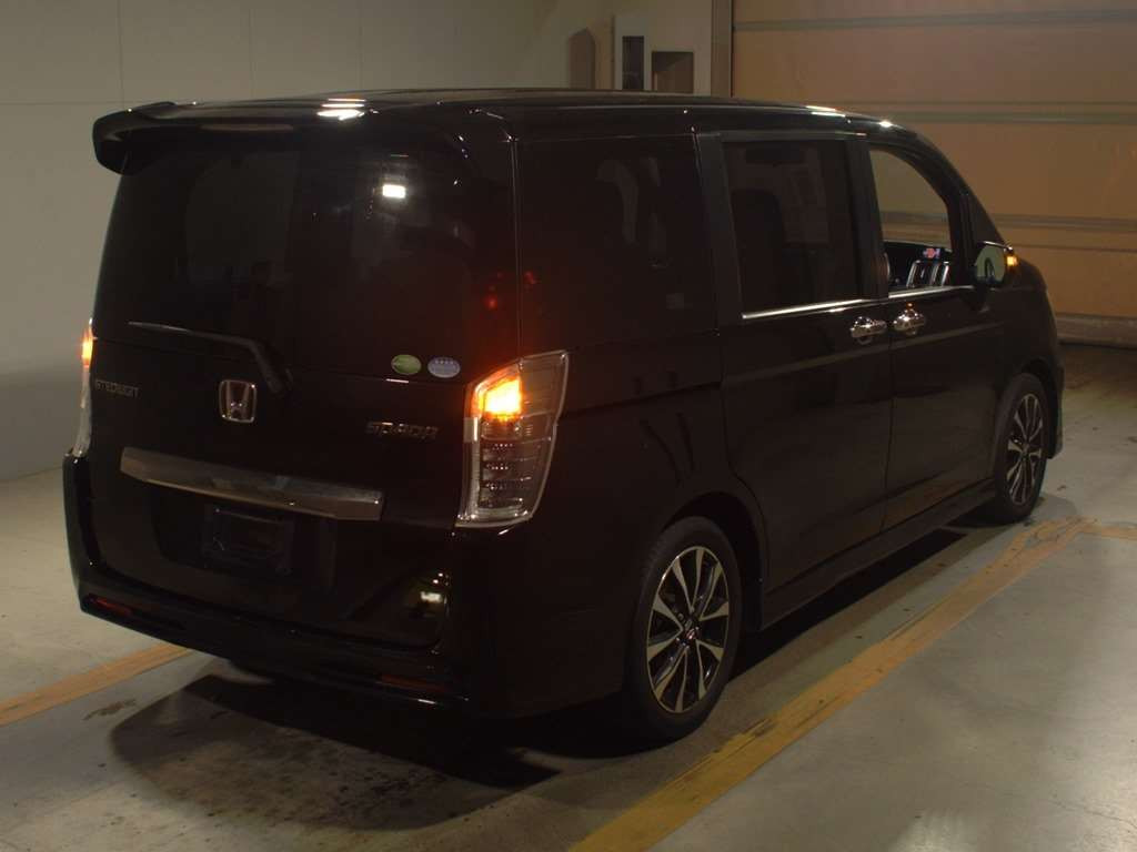 2014 Honda Step WGN Spada RK5[1]