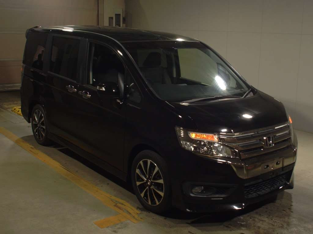 2014 Honda Step WGN Spada RK5[2]