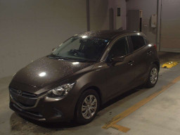 2019 Mazda Demio