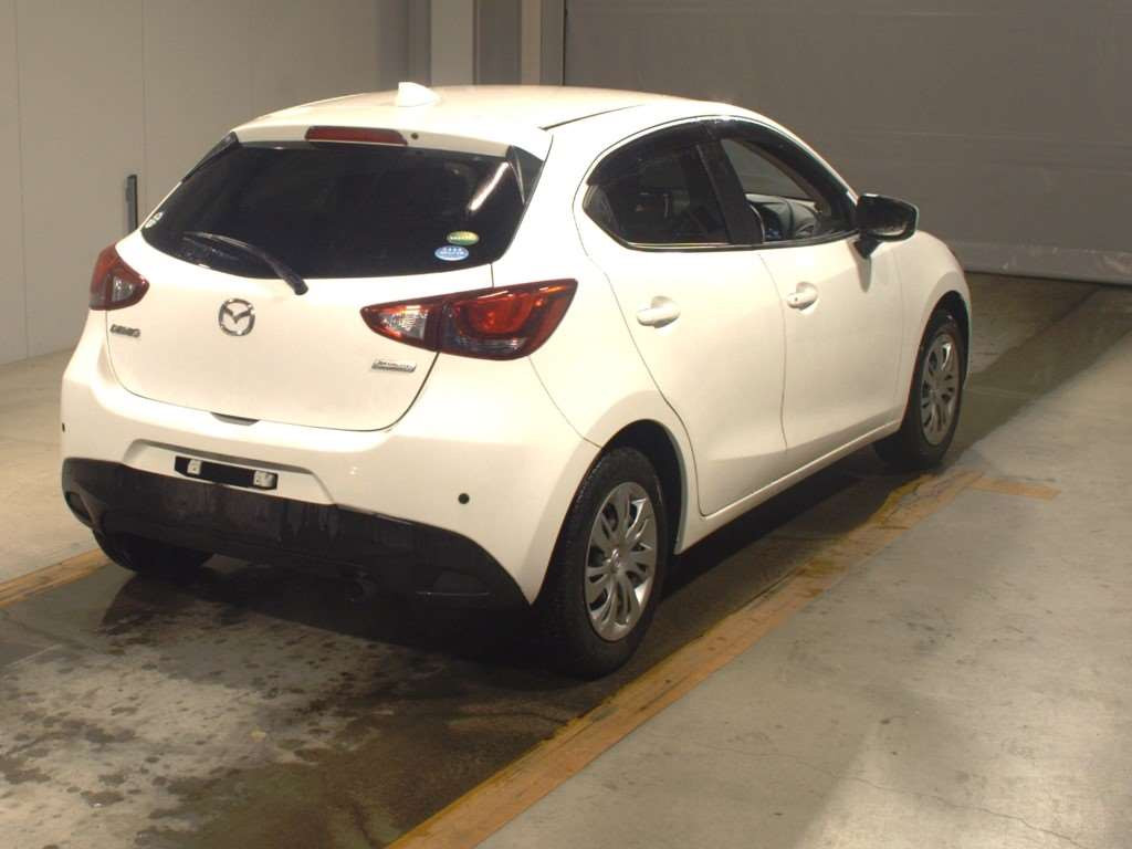 2017 Mazda Demio DJ3FS[1]