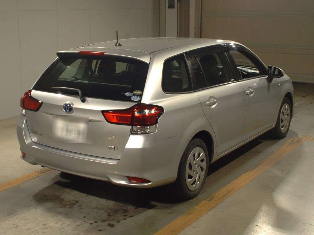 2019 Toyota Corolla Fielder NKE165G[1]