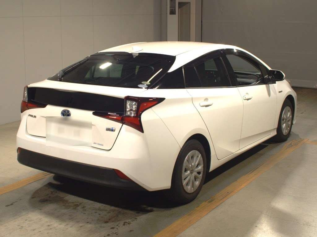 2019 Toyota Prius ZVW51[1]