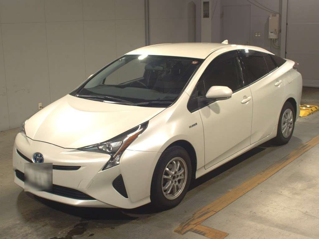 2018 Toyota Prius ZVW55[0]