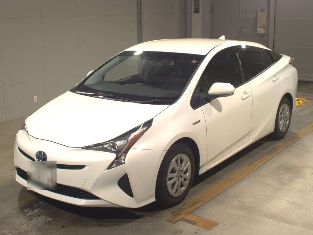 2016 Toyota Prius ZVW50[0]