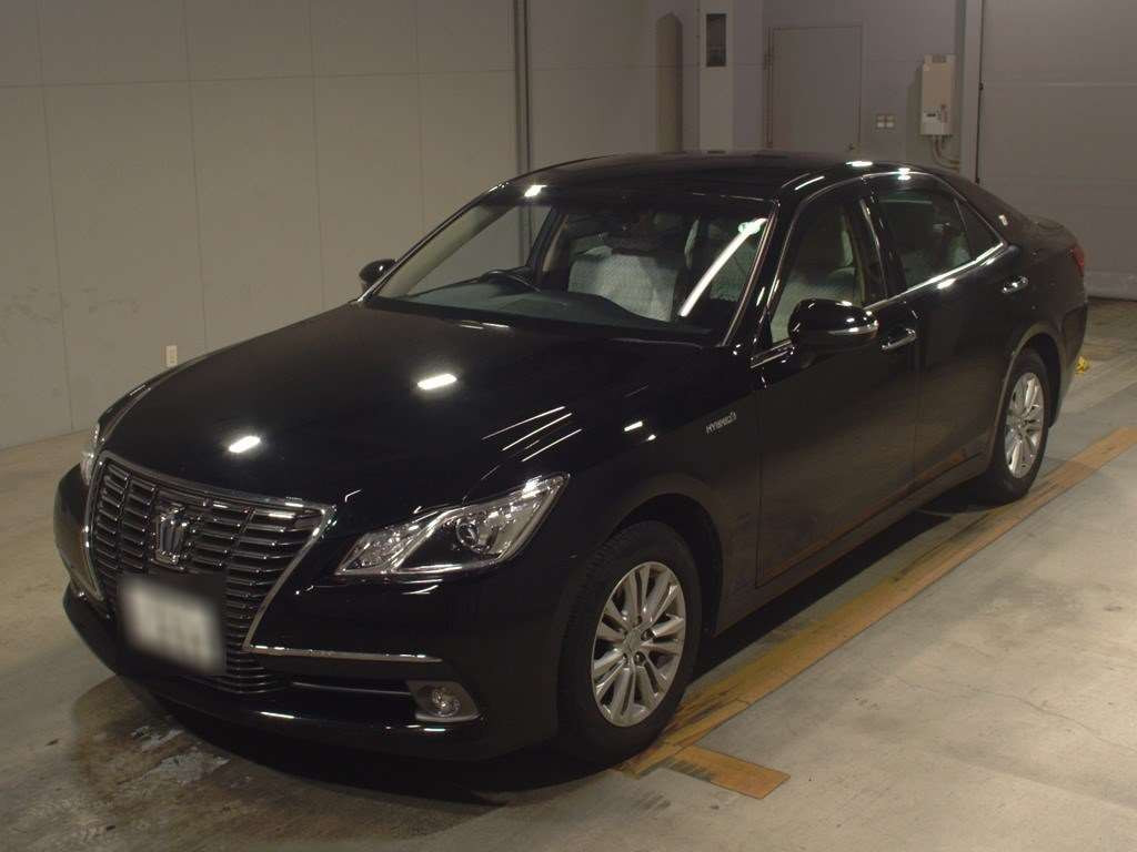 2015 Toyota Crown Hybrid AWS211[0]