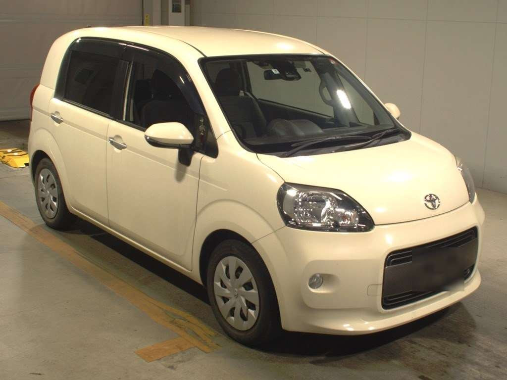 2019 Toyota Porte NSP141[2]