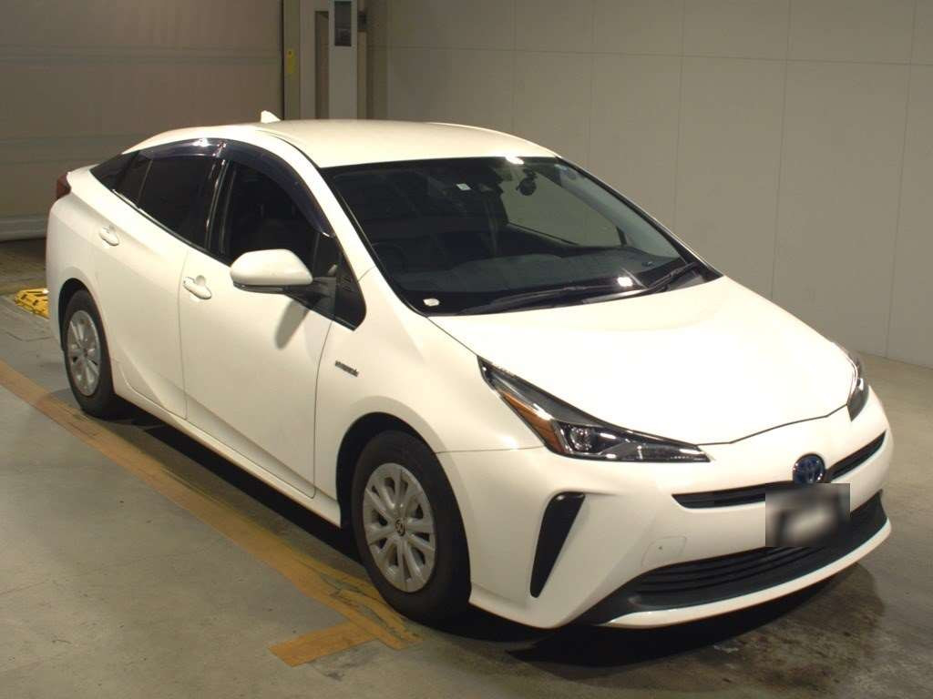 2019 Toyota Prius ZVW51[2]