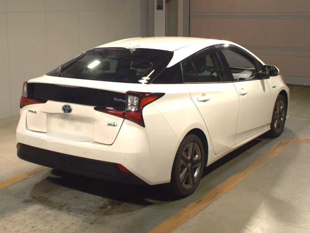 2019 Toyota Prius ZVW51[1]