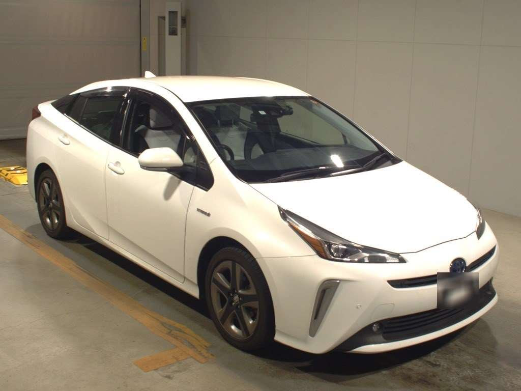 2019 Toyota Prius ZVW51[2]