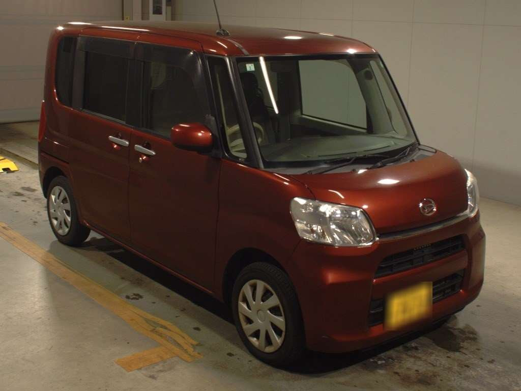 2017 Daihatsu Tanto LA600S[2]