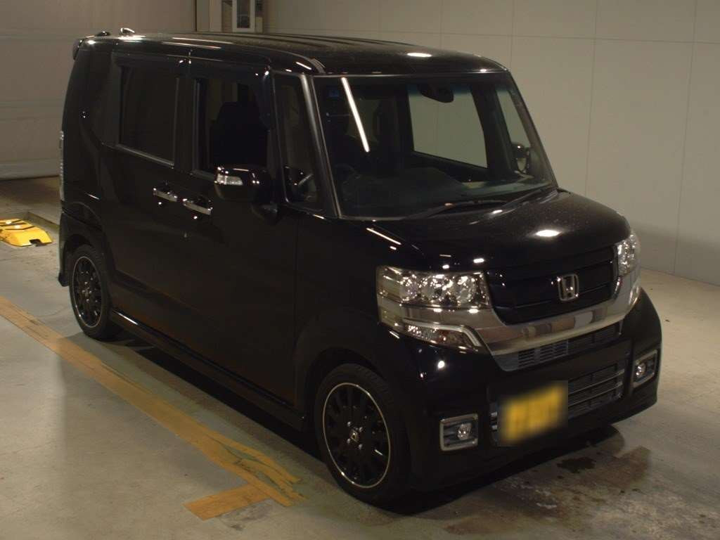 2017 Honda N-BOX CUSTOM JF1[2]