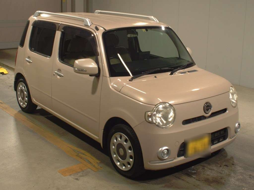 2010 Daihatsu Mira Cocoa L675S[2]