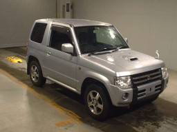 2010 Mitsubishi Pajero Mini