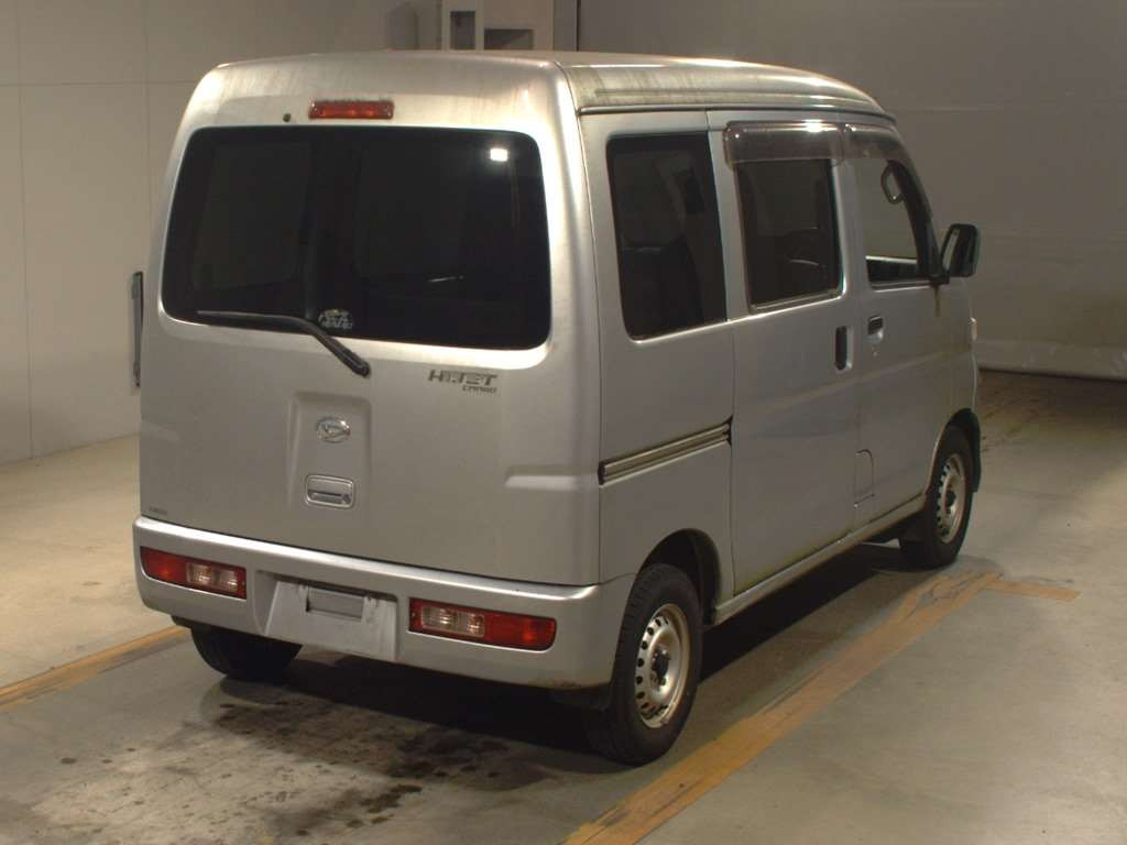 2016 Daihatsu Hijet Cargo S331V[1]