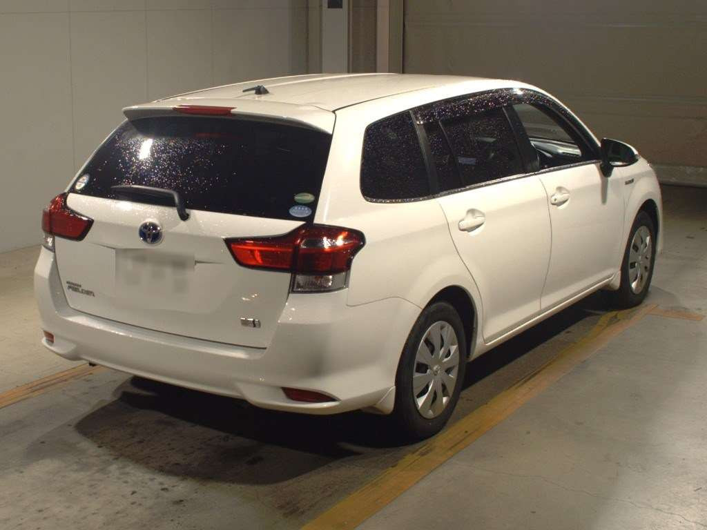 2017 Toyota Corolla Fielder NKE165G[1]