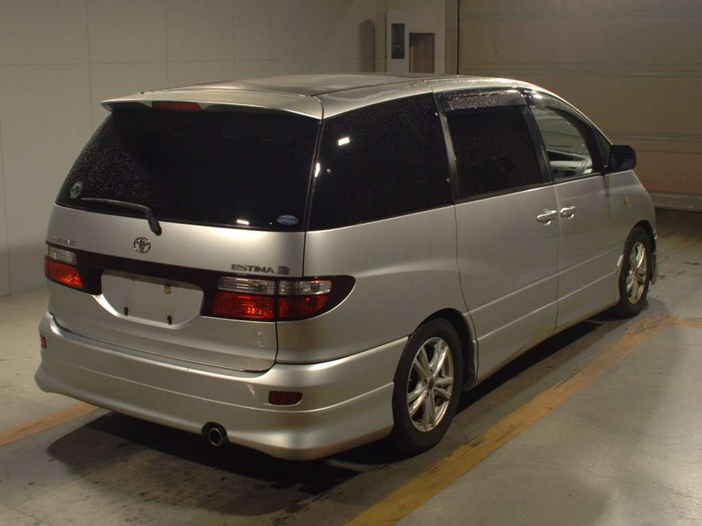 2002 Toyota Estima ACR30W[1]