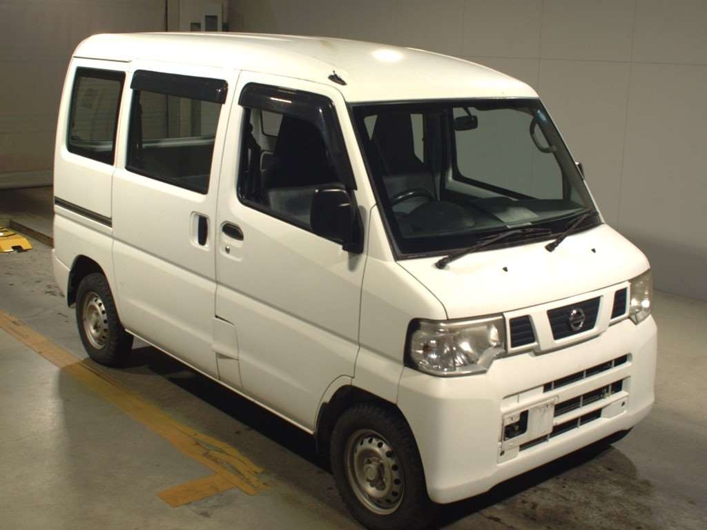 2012 Nissan NV100 Clipper U71V[2]