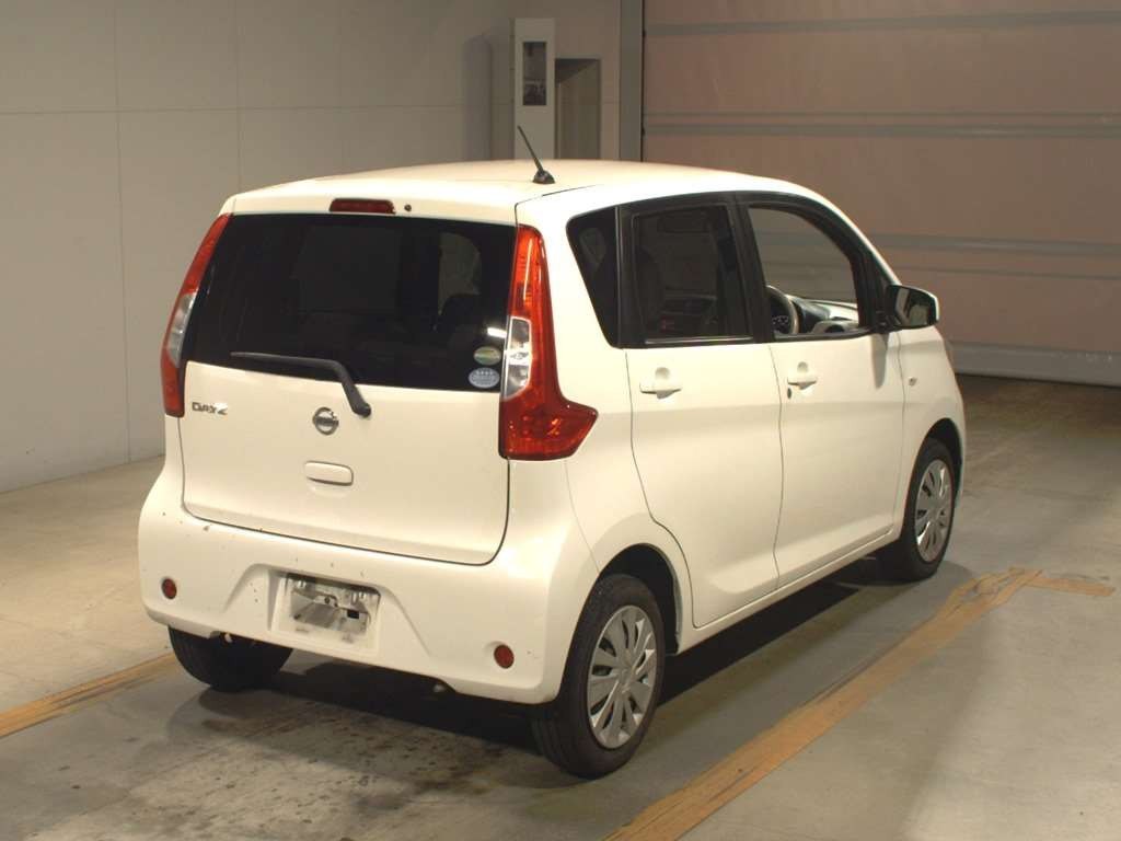 2017 Nissan DAYZ B21W[1]