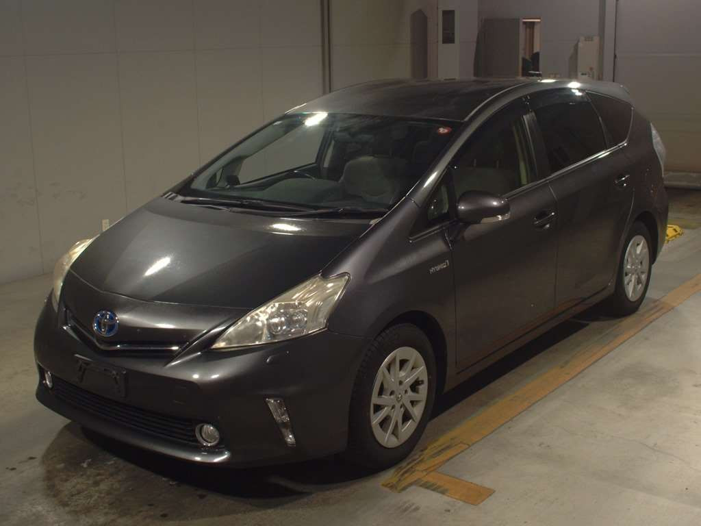 2012 Toyota Prius alpha ZVW40W[0]