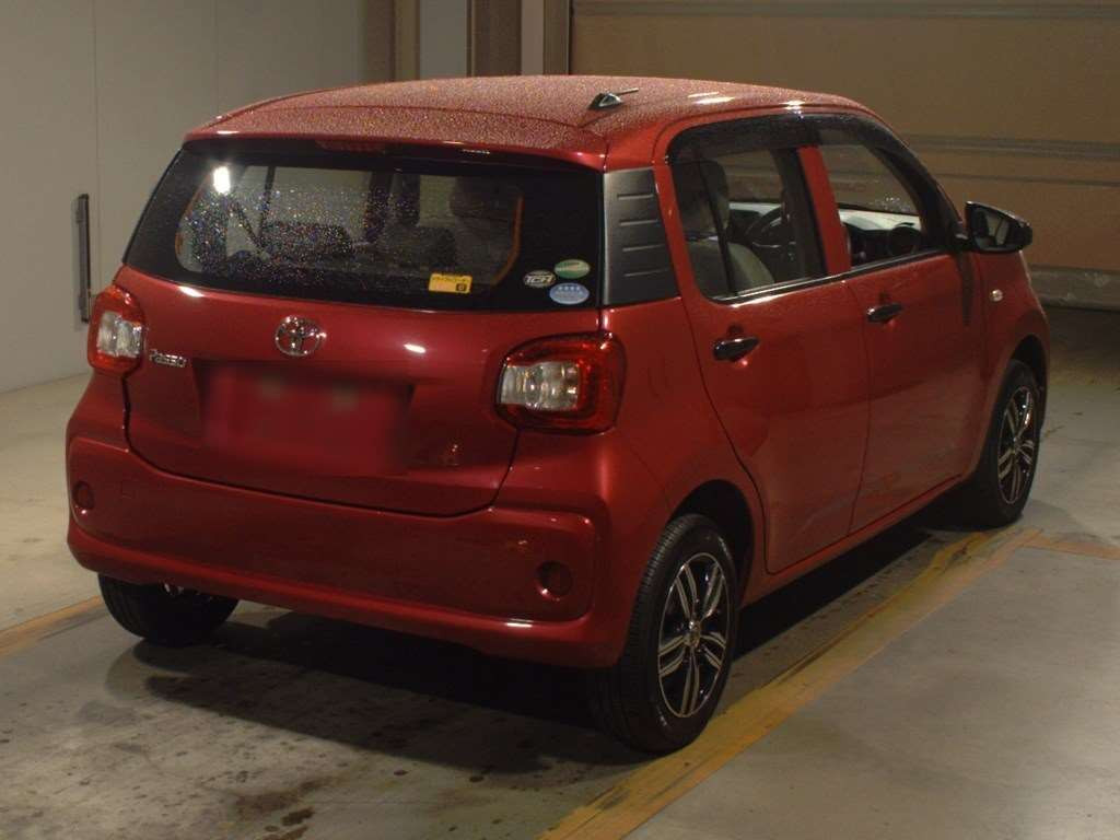 2017 Toyota Passo M700A[1]