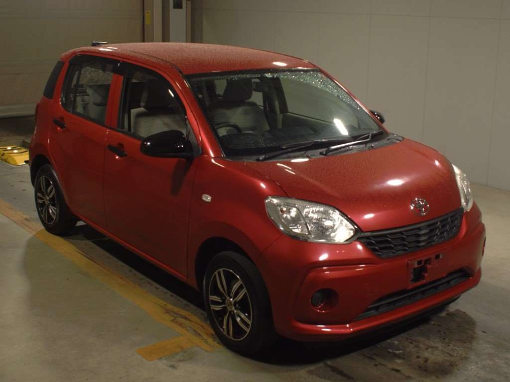 2017 Toyota Passo M700A[2]