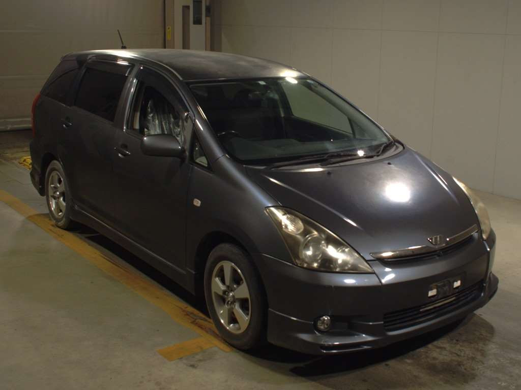 2003 Toyota Wish ZNE10G[2]