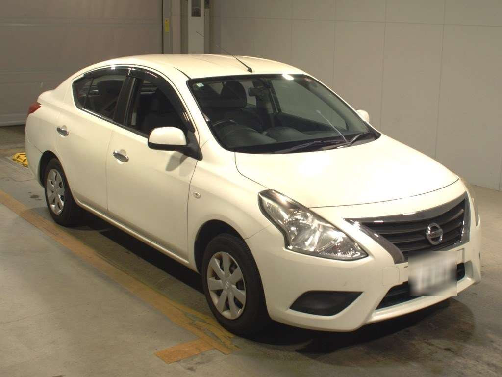 2016 Nissan Latio N17[2]