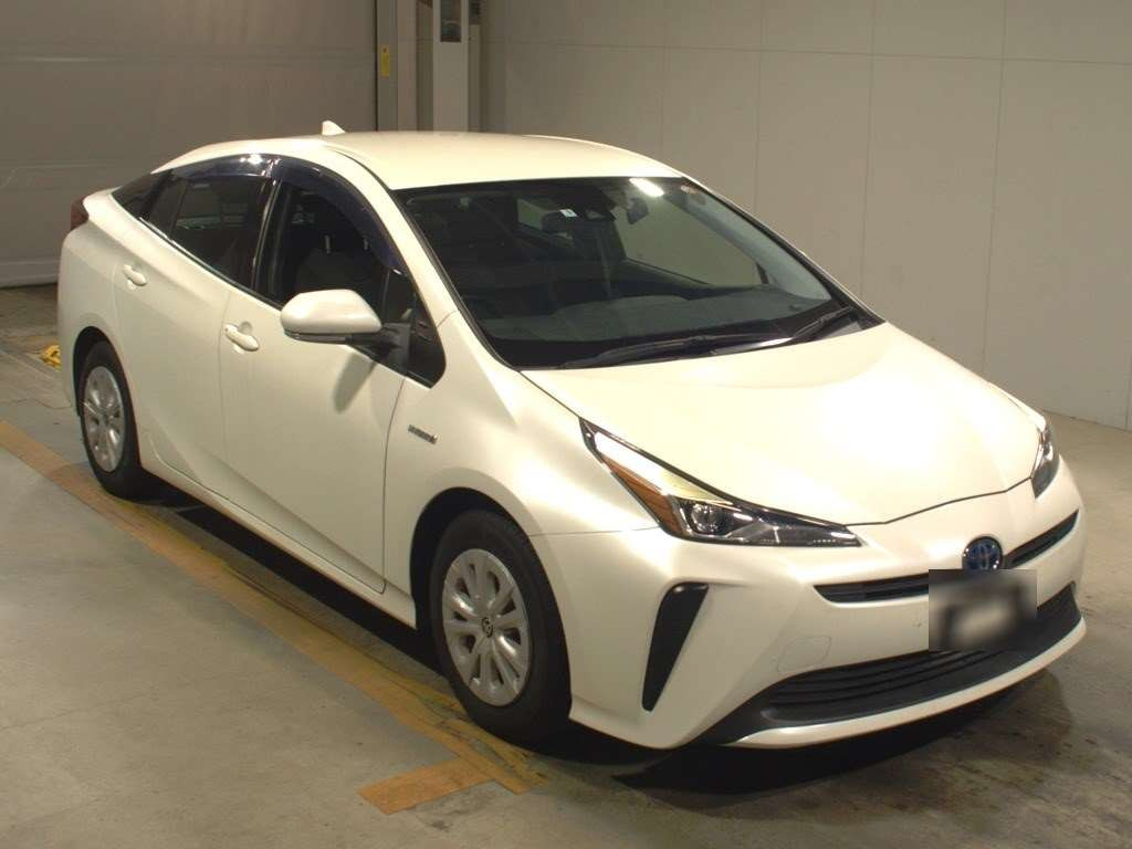 2019 Toyota Prius ZVW51[2]