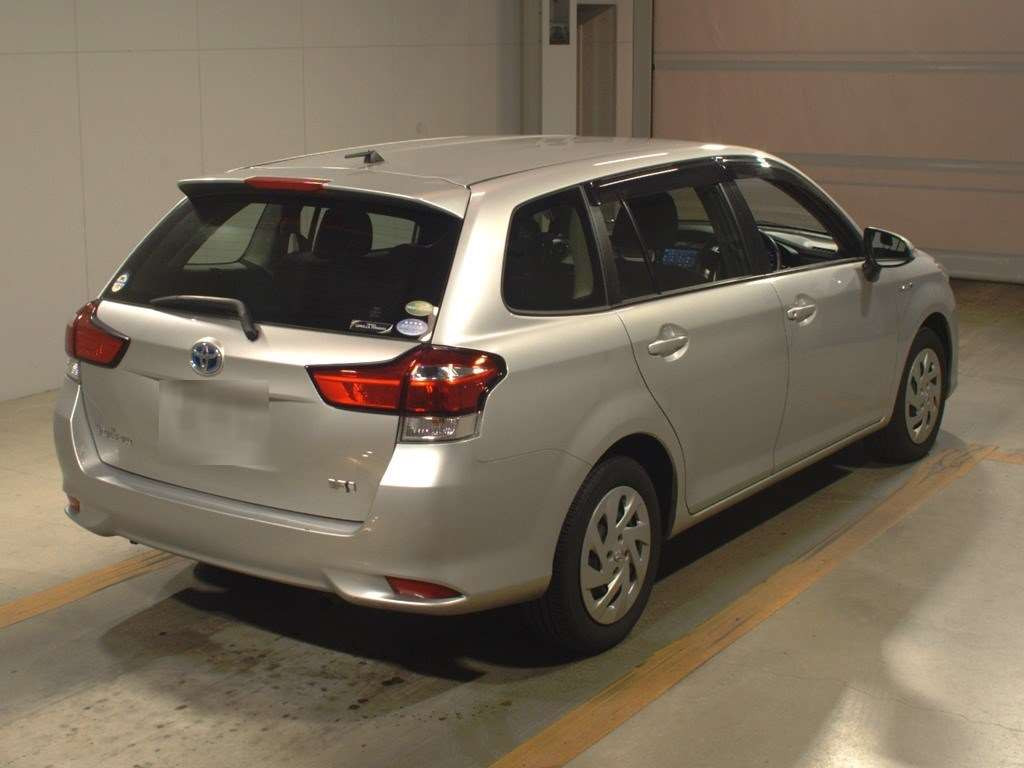 2019 Toyota Corolla Fielder NKE165G[1]