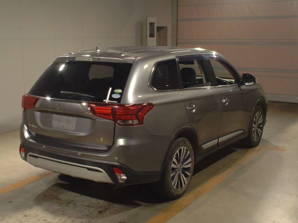 2019 Mitsubishi Outlander GF8W[1]