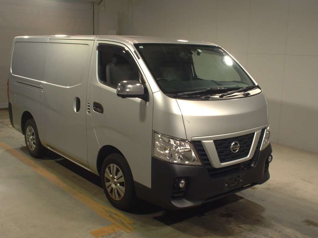 2019 Nissan NV350 CARAVAN VAN VR2E26[2]