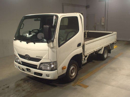 2017 Toyota Dyna Truck