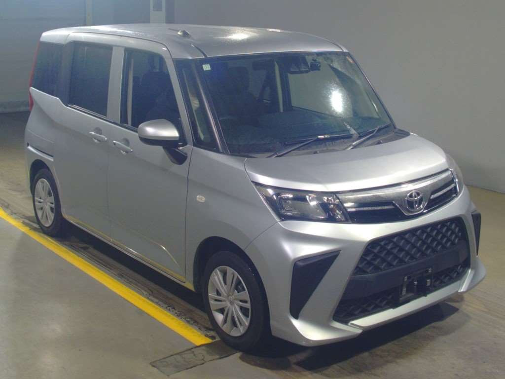 2020 Toyota Roomy M900A[2]