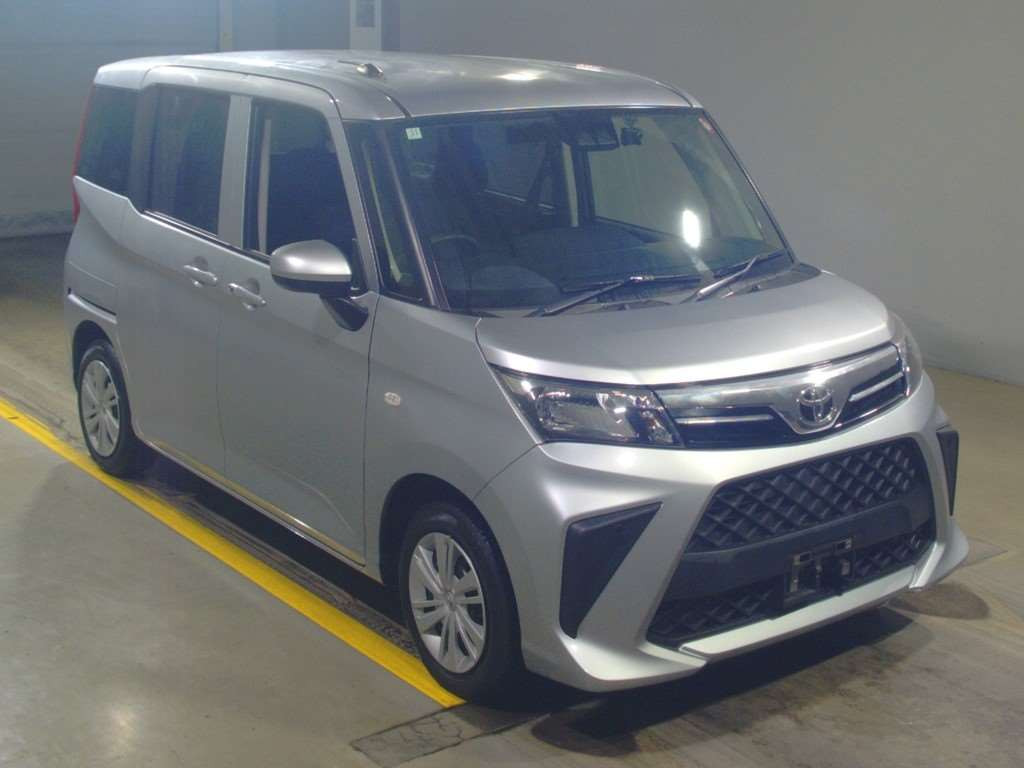 2020 Toyota Roomy M900A[2]