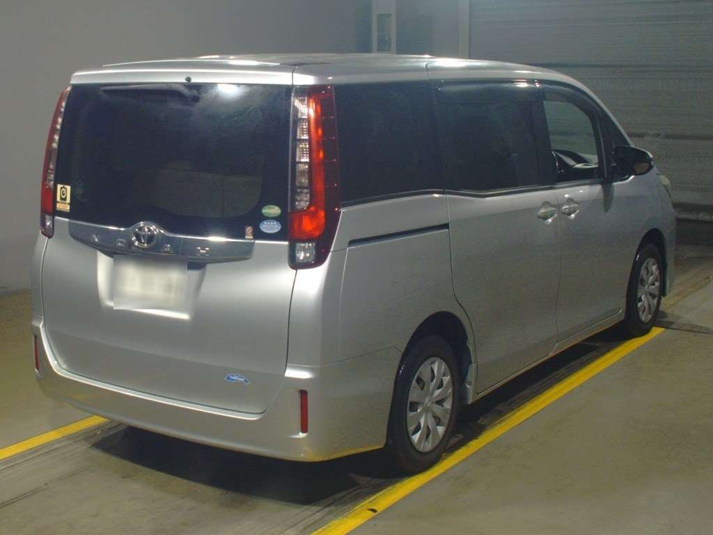 2016 Toyota Noah ZRR80G[1]