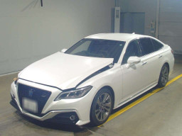 2021 Toyota Crown Hybrid