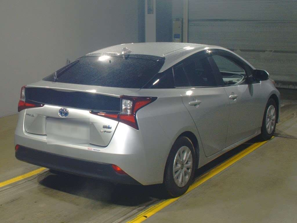 2021 Toyota Prius ZVW55[1]