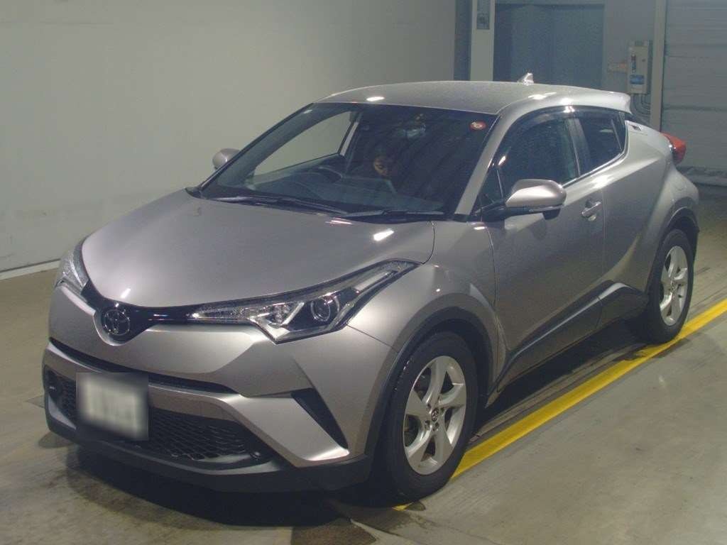 2018 Toyota C-HR NGX10[0]