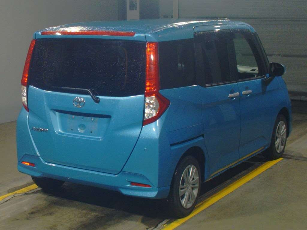 2022 Toyota Roomy M900A[1]