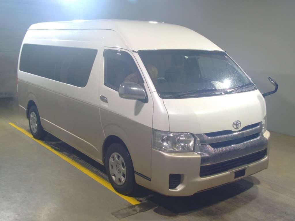 2019 Toyota Hiace Wagon TRH224W[2]