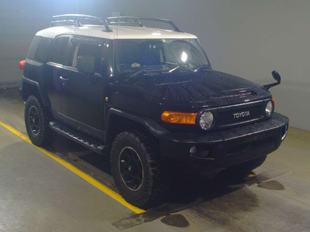 2014 Toyota FJ CRUISER GSJ15W[2]