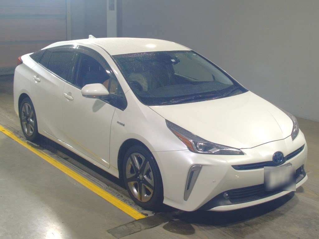 2020 Toyota Prius ZVW51[2]